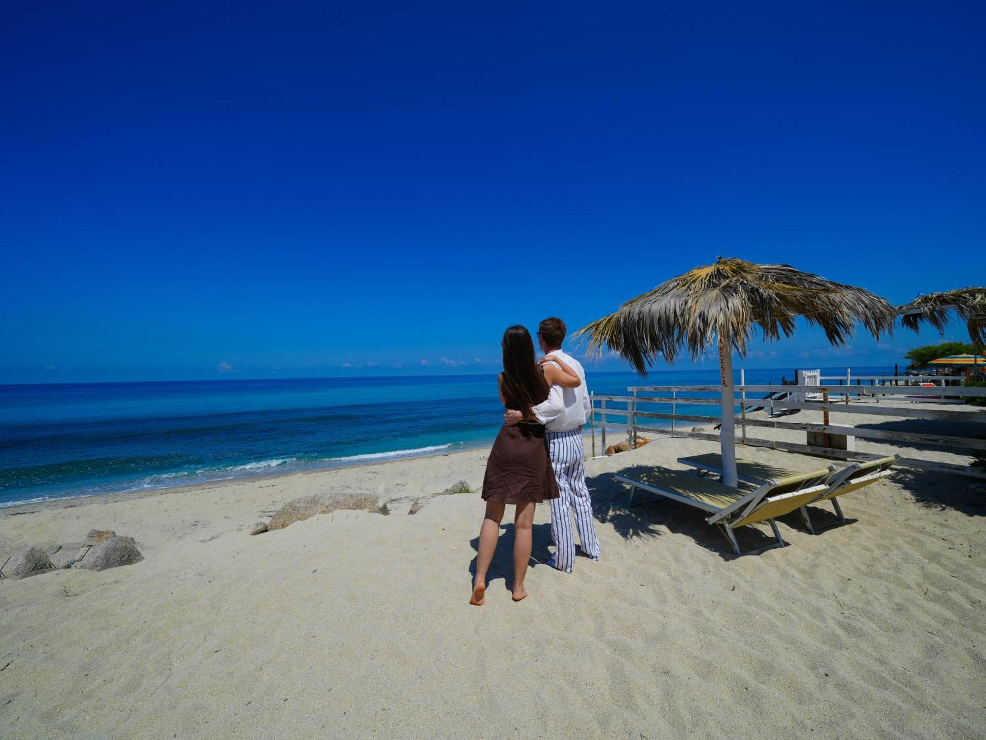 Marinella Beach Apartment Capo Vaticano Kültér fotó