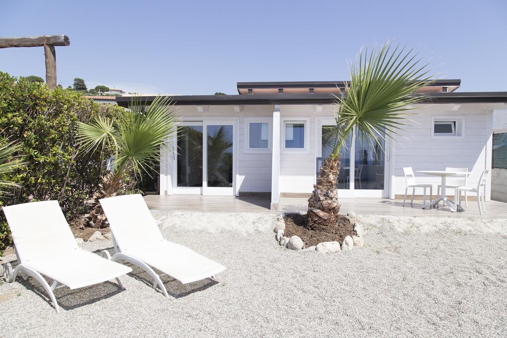 Marinella Beach Apartment Capo Vaticano Kültér fotó